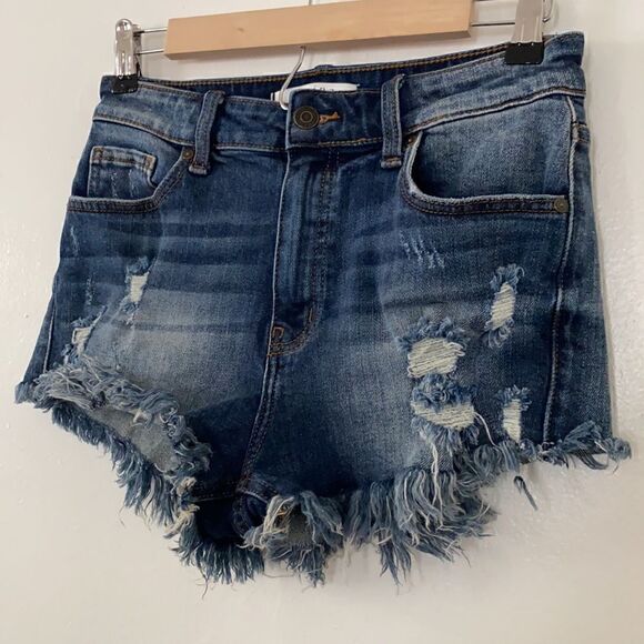 Eunina High waisted shorts  - Picture 2 of 7